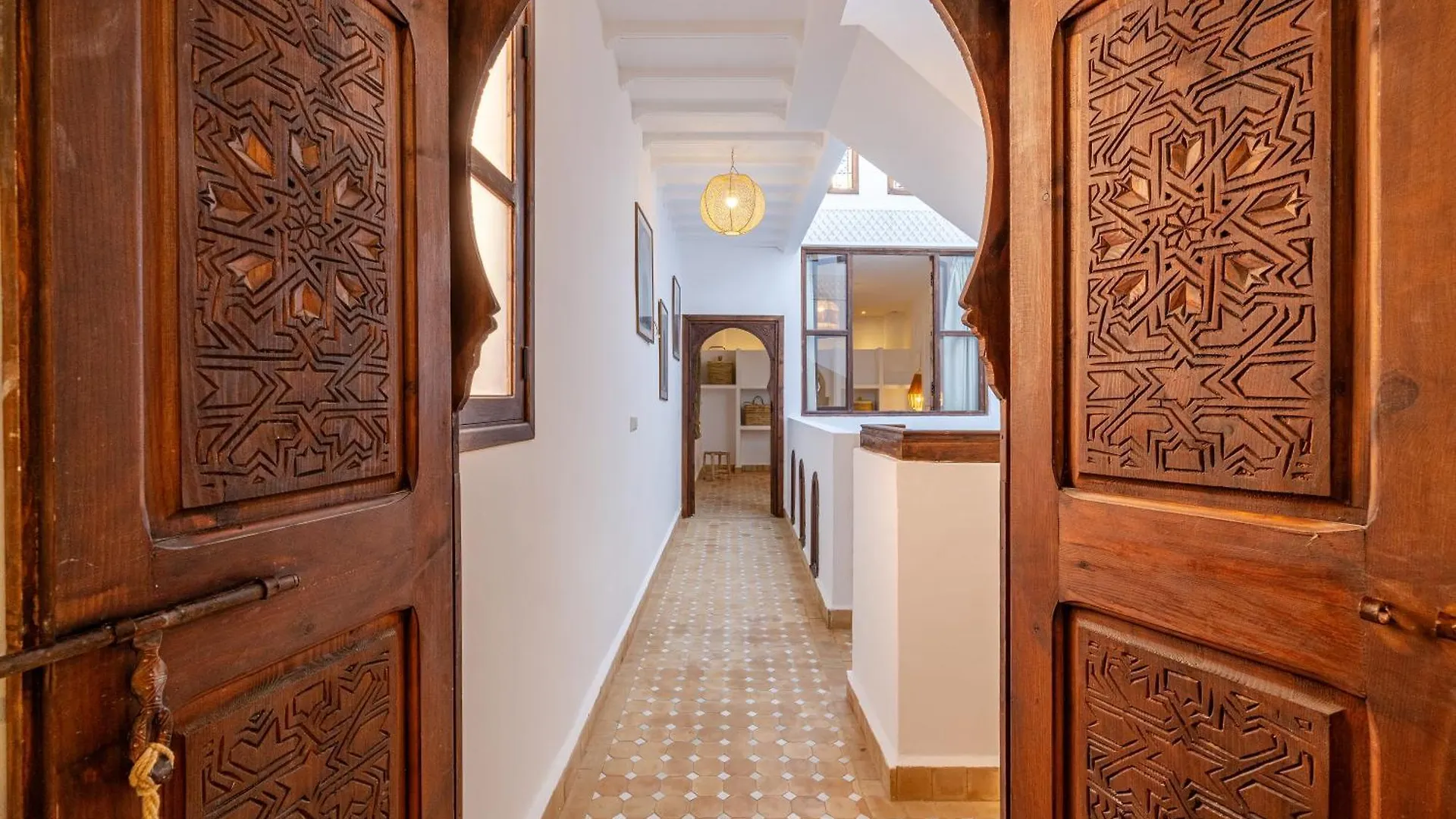 Riad Dar Lalla Saadia-Exclusiv-Heatedpool-Breakfast Marrakesh Villa